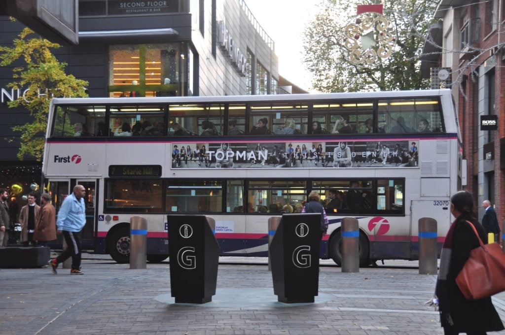 Bus Superside Advertising